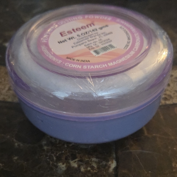 NEW Esteem Perfumed Dusting Powder SEALED - Picture 2 of 3